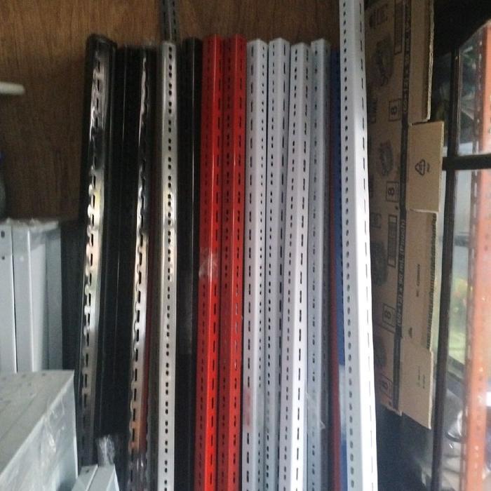 besi siku lubang tebal P 120cm