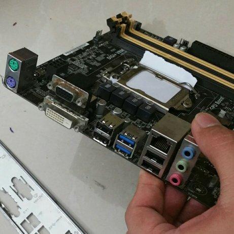 Mainboard Asus B85 Plus Socket 1150 Terbaru Murah Bagus