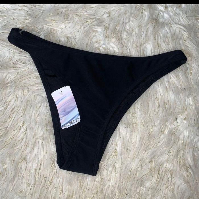 CD BIKINI FOREVER 21 RENANG