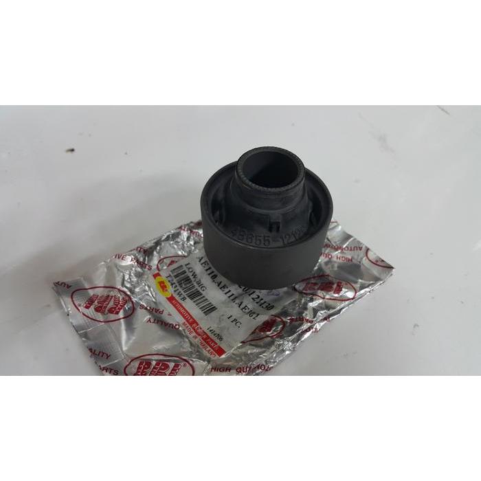 Jual Bushing Arm Besar/Bushing Arm Belakang Corolla Great/Corolla Allnew Kode 121