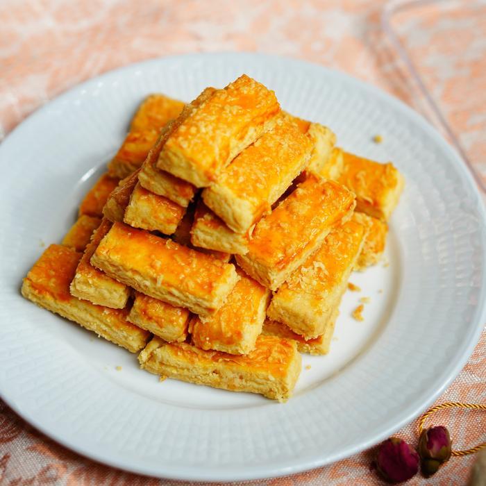 ap1q- Kastengel Premium Orilla Bakery Full Wisman Keju Edam