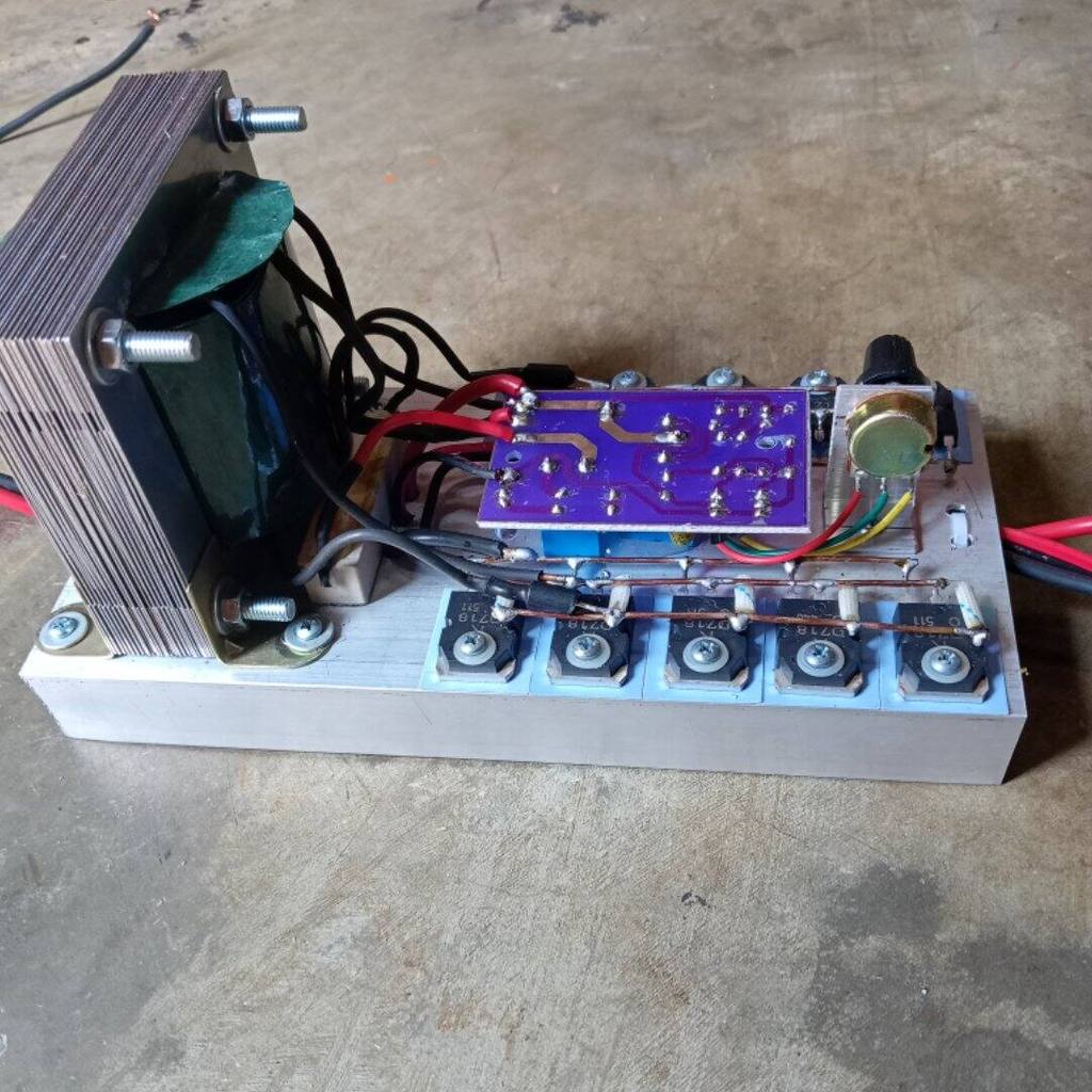 inverter pac 10 transistor flip flop