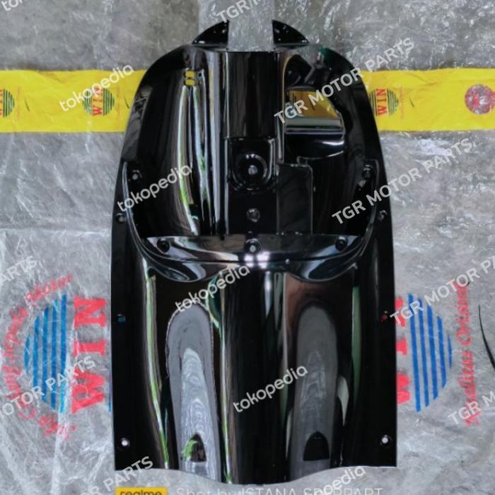Legshield Leksil Kontak Besar Scoopy Fi 2013 - 2016 Merk Win Hitam