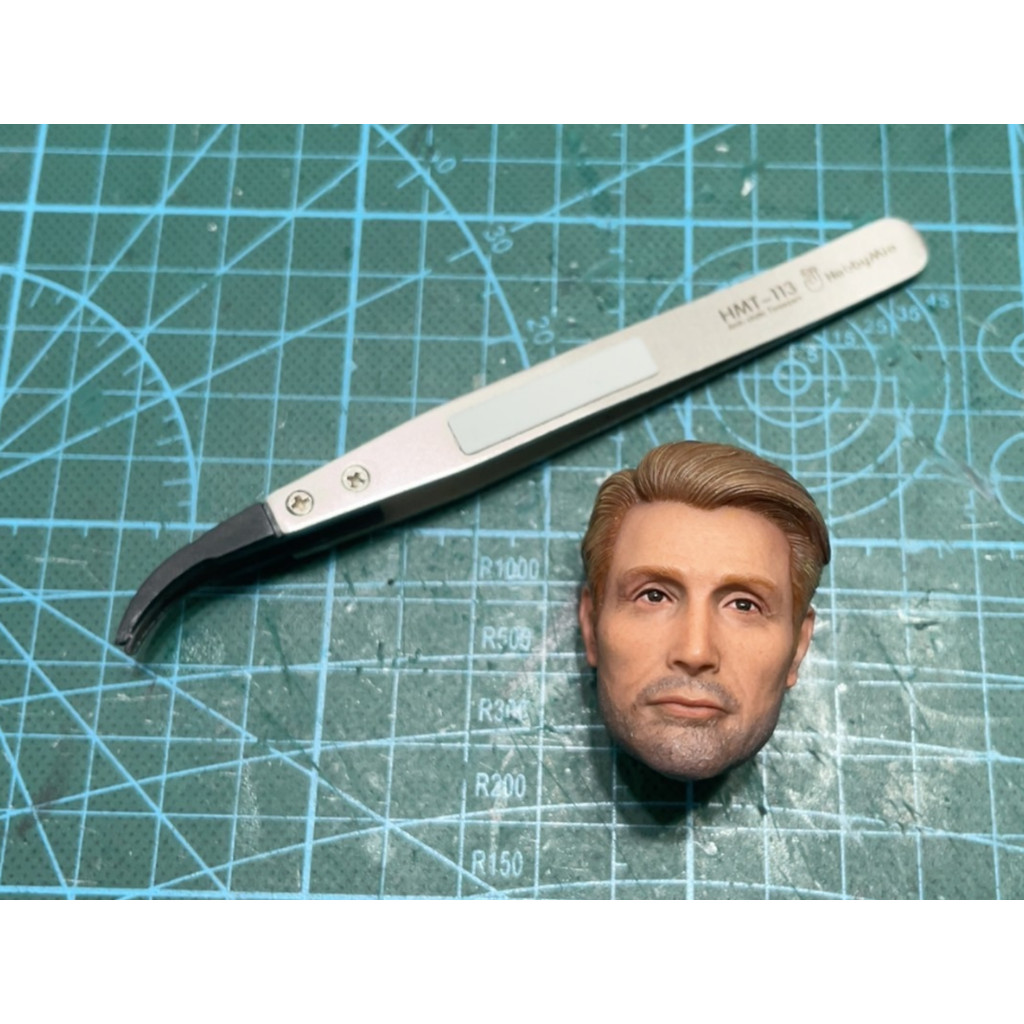 Dam 78077 1/6 Scale Soldier Head Sculpt El 12''