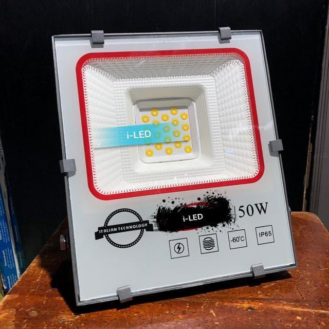 Kap Sorot Fatro LED 50watt IP65 Lampu Tembak Lapangan Parkir Panggung