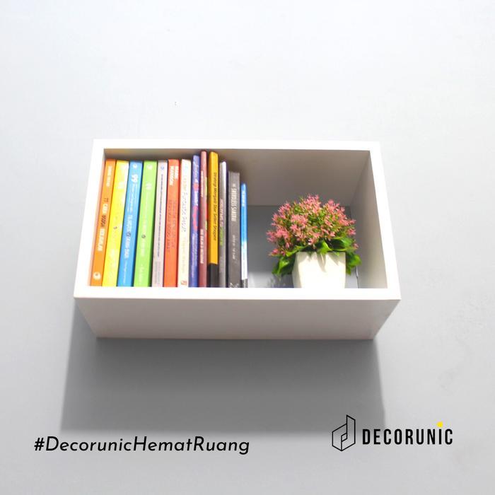 Rak Buku Kotak