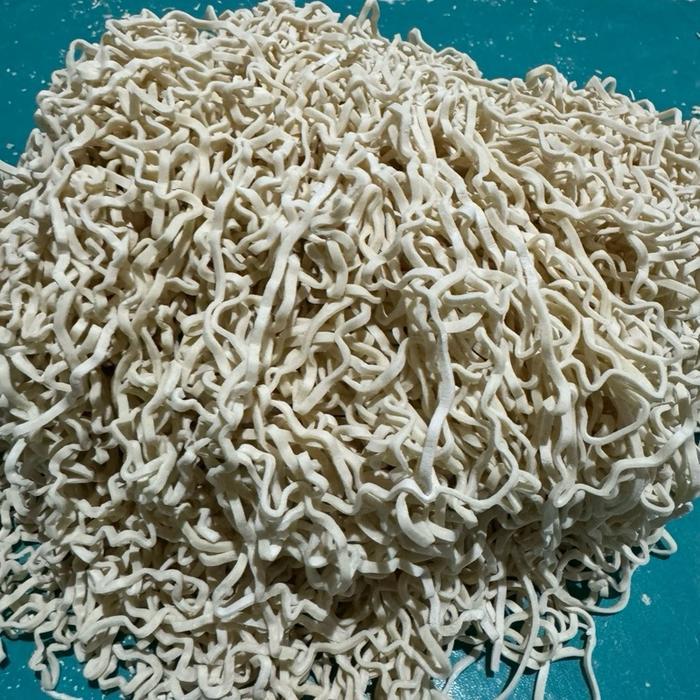 0slt- Mie Karet Telur Super Mie Mentah Bahan Mie Ayam Yamin Food Noodles