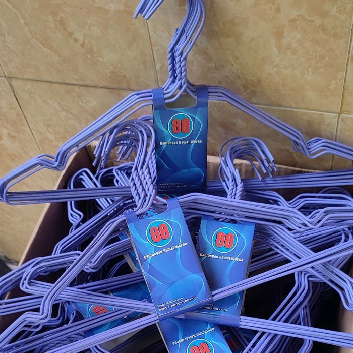 New Gantungan Baju Warna Warni 1pack isi 10pc Plastik Hanger Hijau