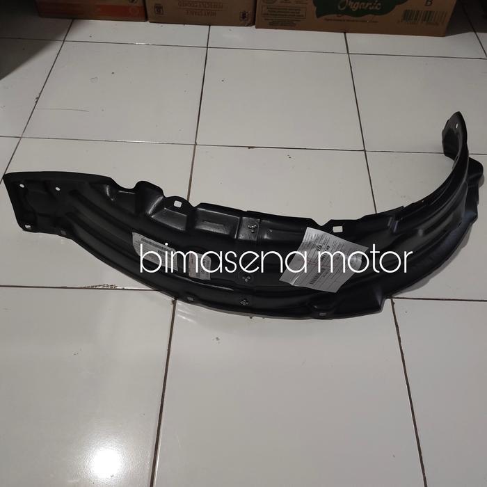 LINER FENDER DEPAN KANAN INNOVA OLD