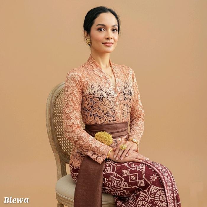 Setelan Kebaya Kartini Stretch Prad Bali modern