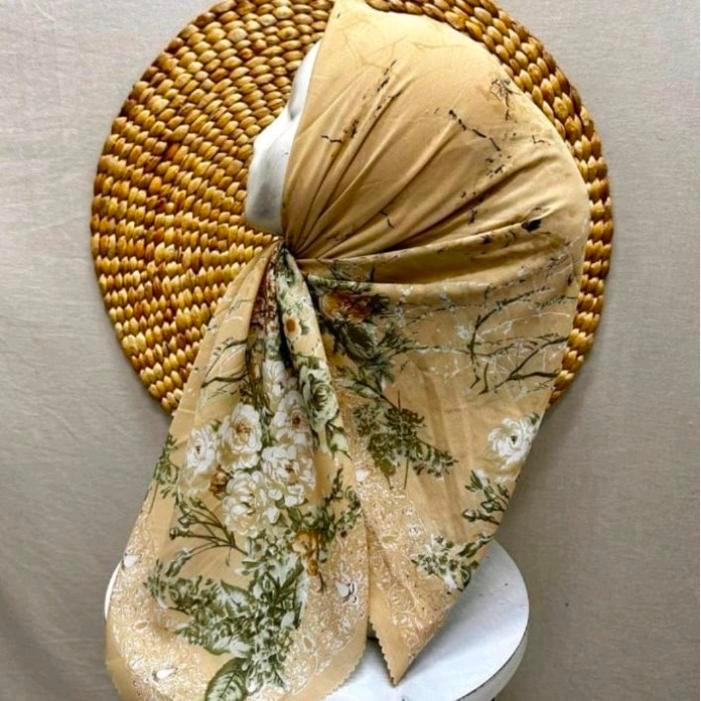 Hijab Segi Empat Voal Motif Bunga Kuning Kombi Army