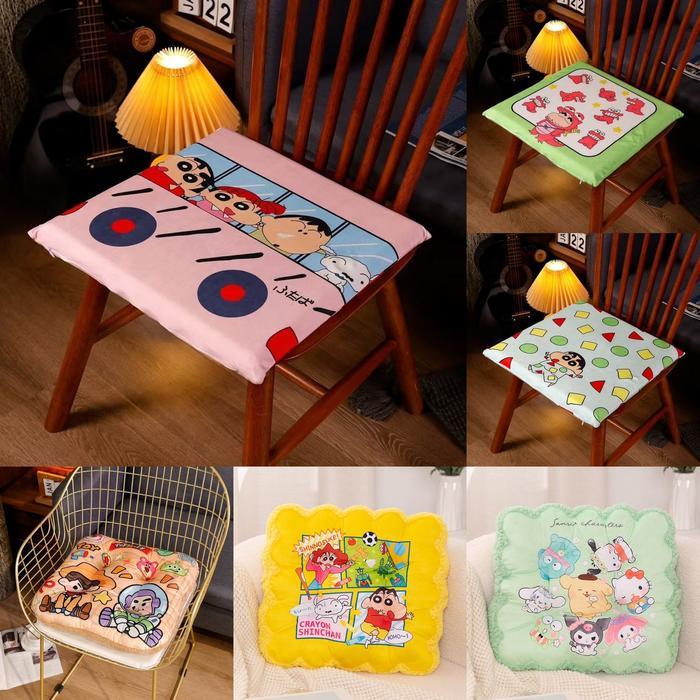 Bantal Duduk Karakter Lucu