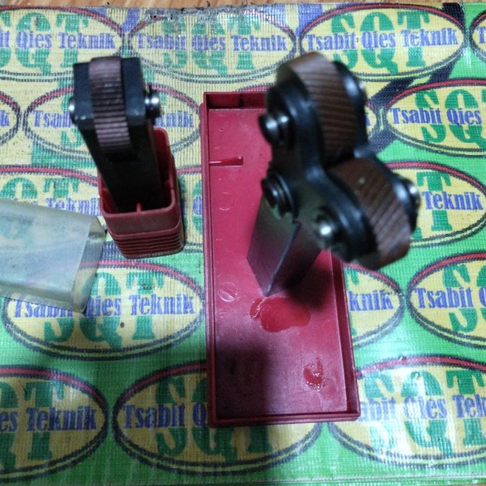 paket 2pcs Knurling 1,5mm kartel Bubut Lurus & semu Silang 1 dan 2 Roda