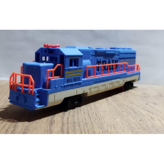 MINIATUR MAINAN KERETA API LOKOMOTIF FENFA NOBLENESS