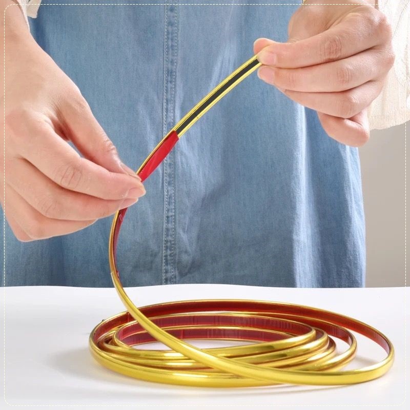 - Wall STICKER PANJANG 1 METER / LIST PLAT STRIP MIRROR / SILVER & GOLD LIST PLAT STRIP HAIRLINE