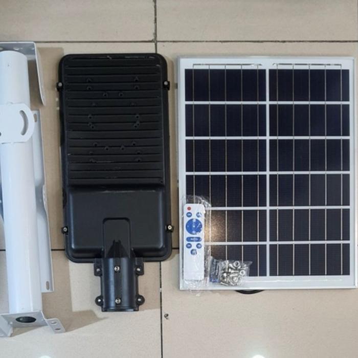 ua18- Lampu Jalan Pju Solar Panel 400 Watt 400W Lampu Jalan Led Panel Surya