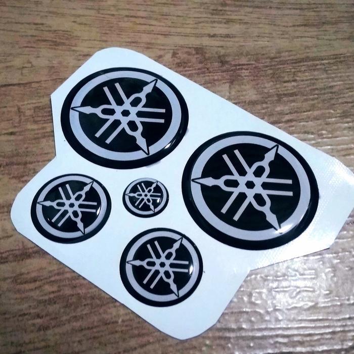 Emblem Nmax Dan Aerox Custom Hires Doming Resin Kode 323