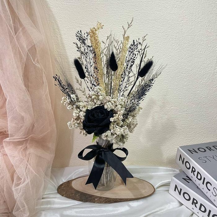 rsob- Satu Set Hiasan Bunga Kering Dan Vas