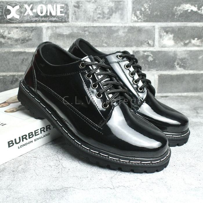 SEPATU FORMAL DOCMART PRIA X-ONE FOOTWEAR "VERO DOCMART" HITAM