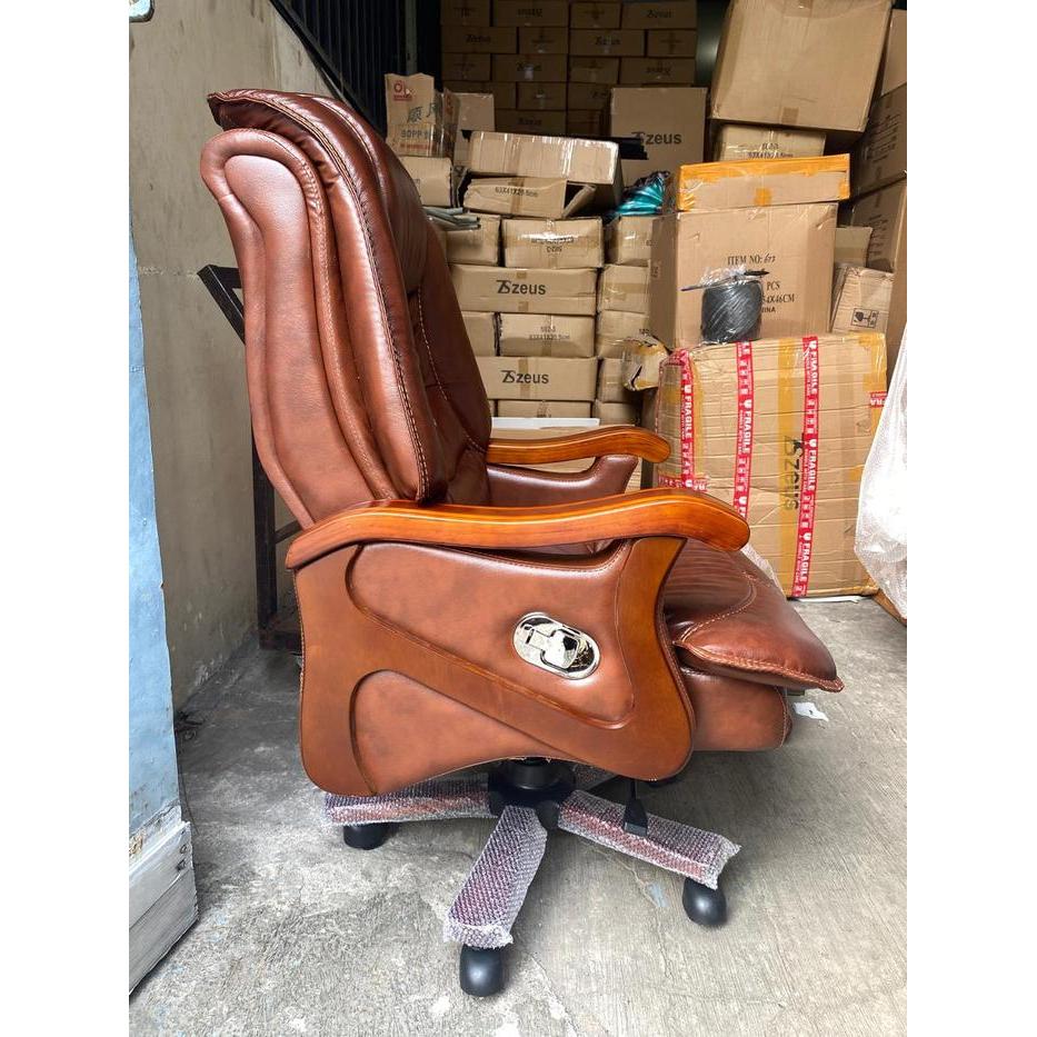 Stetig Furniture Lano Air - Kursi Direktur Kulit Asli Kantor