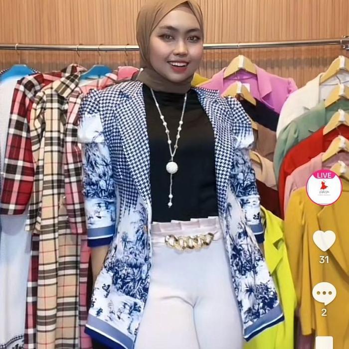 Sale #5680, Auter Blazer Scuba Wanita Motif Ht Flowy Atasan Baju Kancing Casual Panjang Hitam Batik