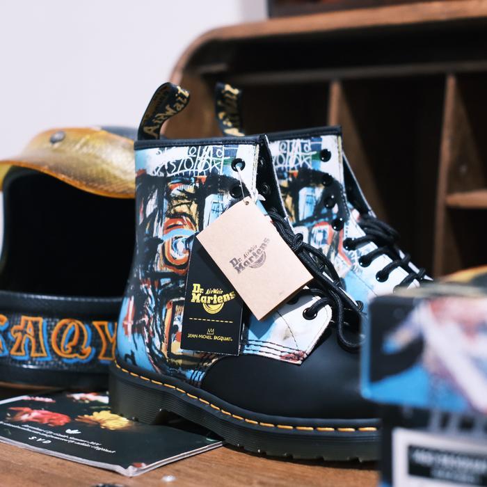 SEPATU DR. MARTENS 1460 X JEAN MICHEL BASQUIAT UNTITLED