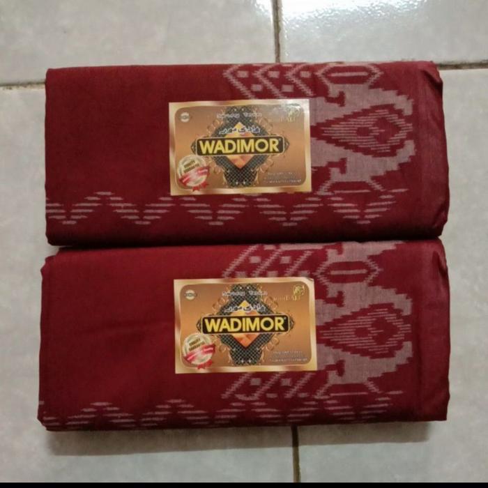 Sarung Wadimor Bali Gold