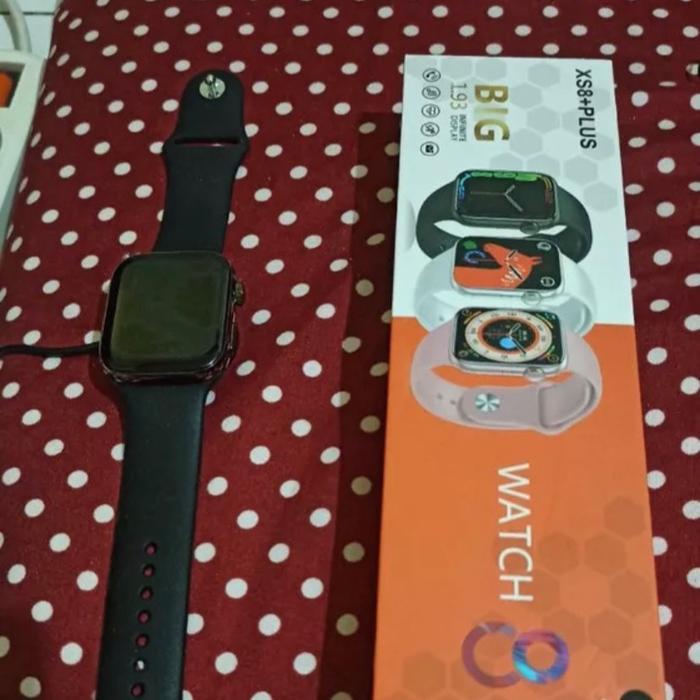 I Watch jam pengukur detak jantung