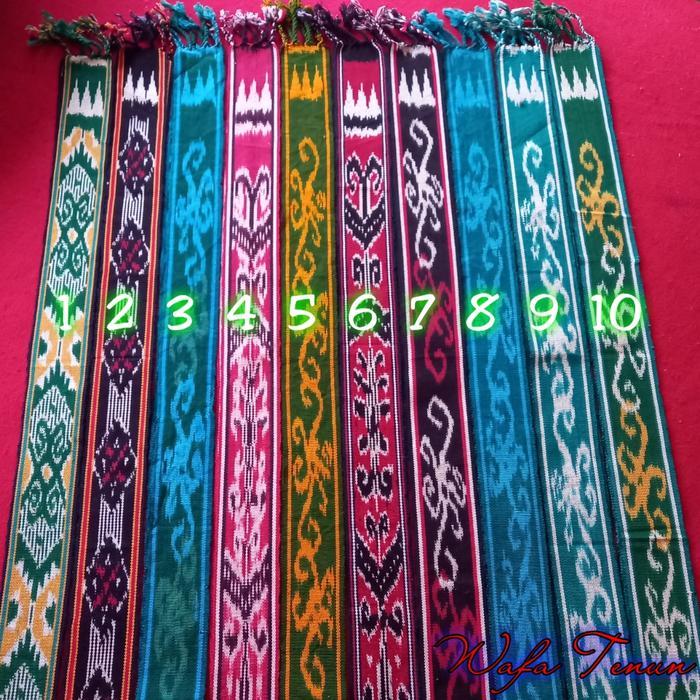 Ikat Kepala Tenun Sumba