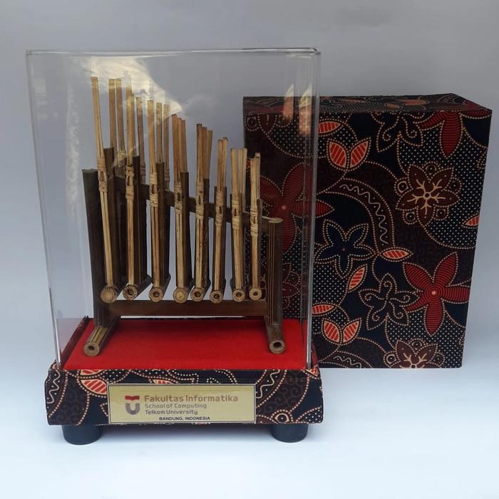 Souvenir Alat Musik Sunda Miniatur Angklung Angklung Bambu