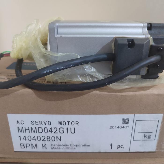 PANASONIC MHMD042G1U SERVO MOTOR Originl