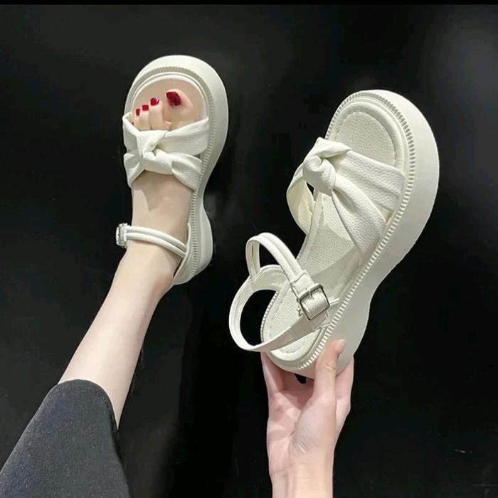 Sale Sandal Wedges Wanita Terbaru Sandal Wedges Wanita Tali Belakang Kekinian