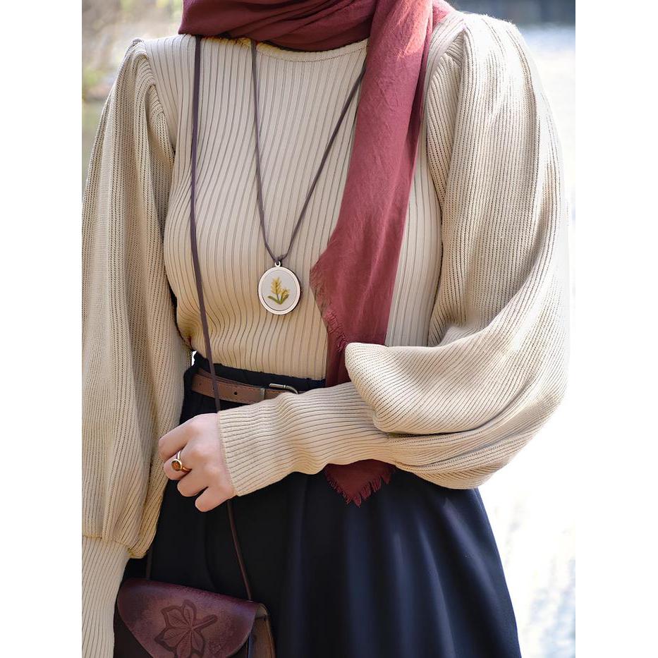 Blouse Wanita Knit Aqila Lengan Balon Bahu Rempel Knitwear Baju Atasan