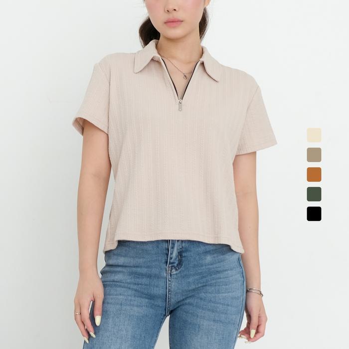 Sanvanina Women - Cali Zip Knit Polo Shirt Atasan Lengan Pendek Rajut Berkerah Knit Wanita Poloshirt