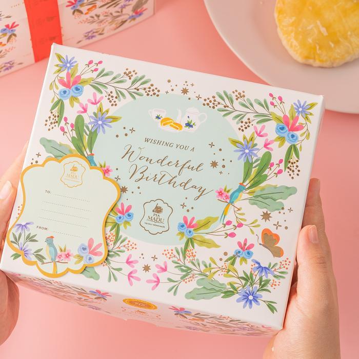 Pia Madu Birthday Edition : Birthday Box