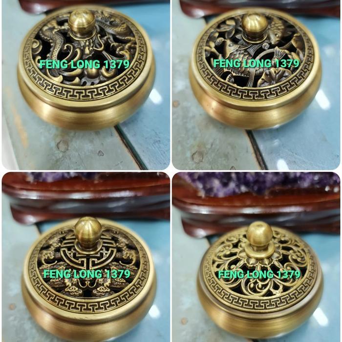 Hiolo Kuningan Dengan Tutup U/ Dupa Kerucut Yuan Bao Kecil