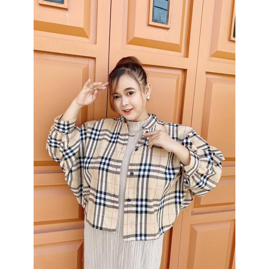 Kemeja Tamara Batwing Flanel Outer Betwing Oversize/ Kemeja Kotak Wanita /Atasan Tartan Crop Lengan 