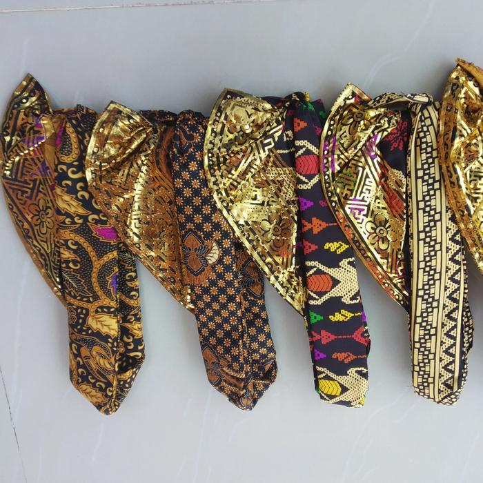 udeng destar jadi hiasan kepala motif prada emas batik udeng bali