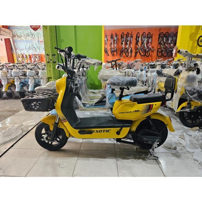 SEPEDA LISTRIK EXOTIC TIPE COOLTECH AK motor listrik murah - pink