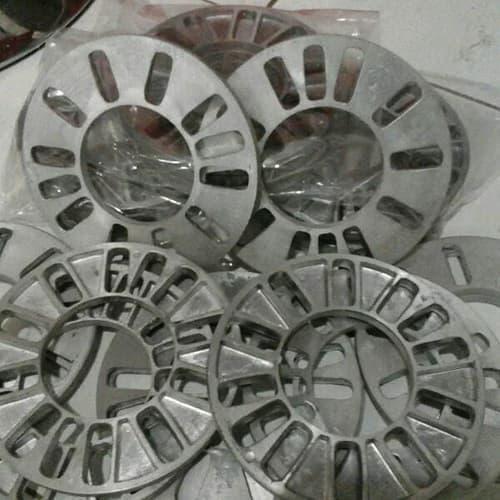 Spacer/Spicer Mobil Harga Spacer/Spicer Mobil 5 mm isi 4 Pcs