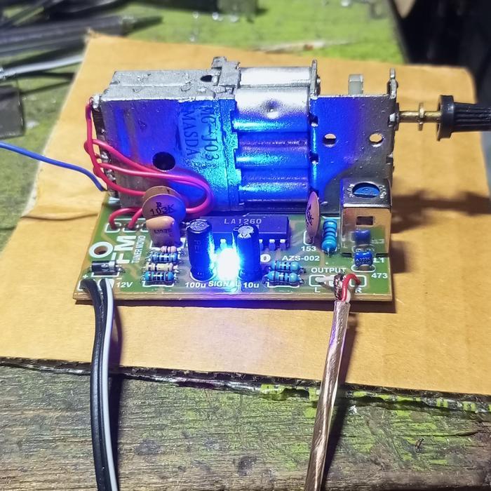 KIT RADIO TUNER FM MONO