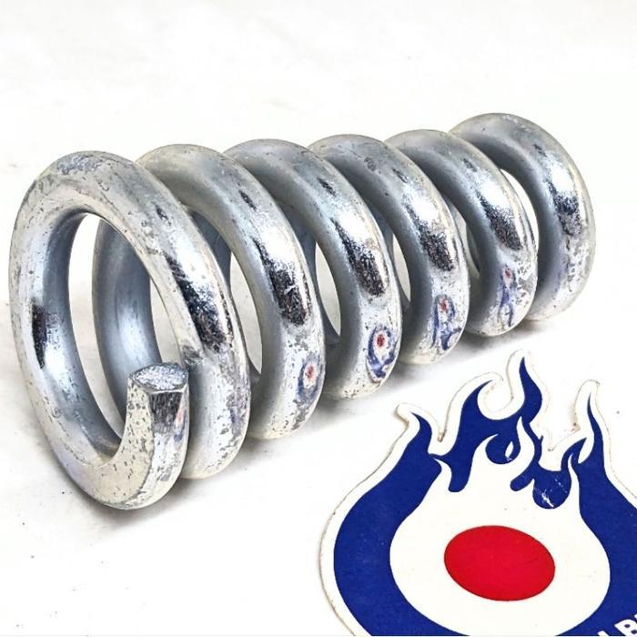 per keong jok depan vespa