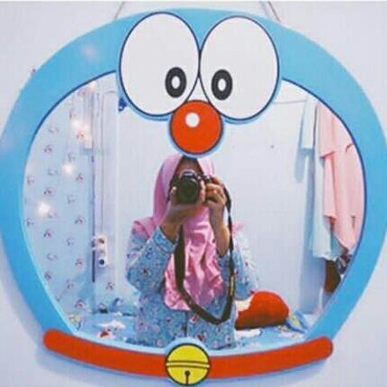 Cermin Dinding Doremon Besar