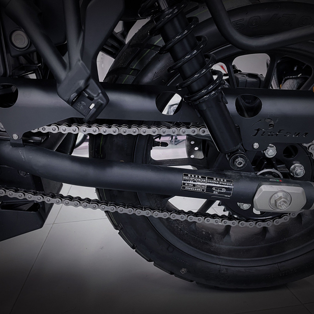 Motorcycle Chain Protective Cover For CL250 CL300 CL500 Rebel 500 Rebel 300 250 CM CMX 500 300 250