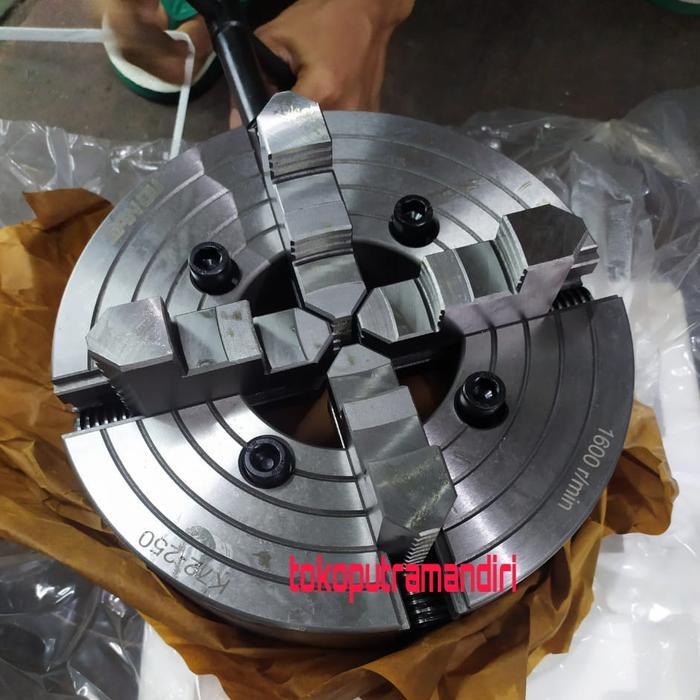 Spesial Chuck Bubut 10" 4 Jaw Claw Bubut 4 Jaw Catok Kepala Bubut 10 Inch Terlaris