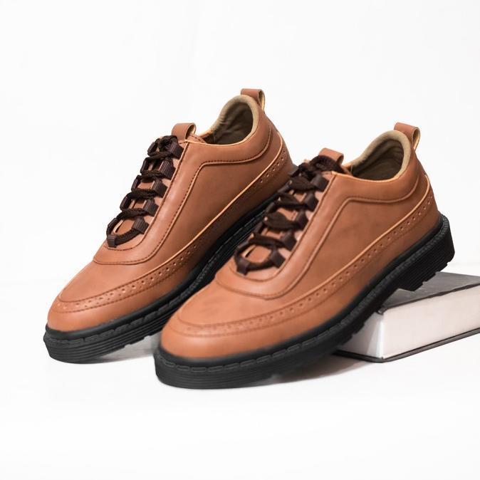 NEW SEPATU BOOTS PRIA DOCMART CASUAL WING BROGUE - BRYGAN CRAFTMANSHIP