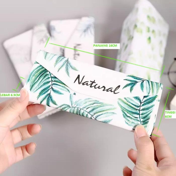 cyhf- Tempat Kacamata Model Prisma / Hardcase Kacamata