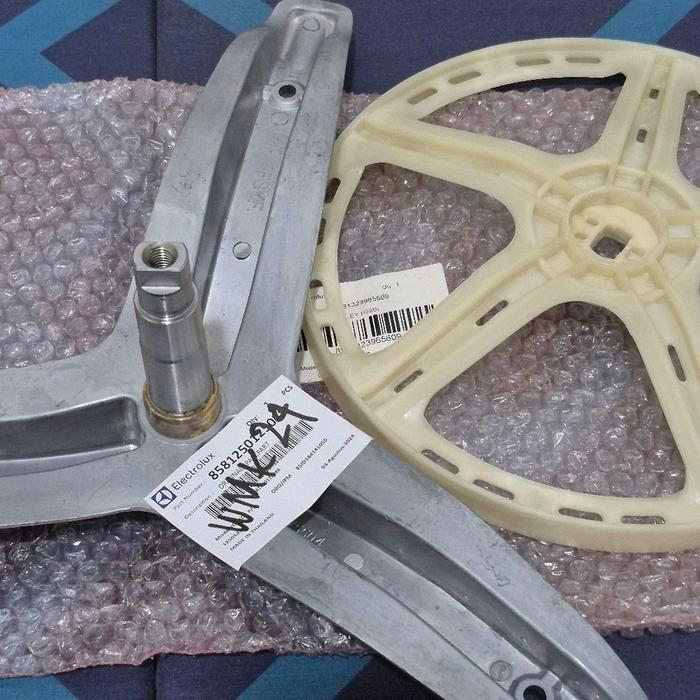 Spider Segi Tiga Mesin Cuci Electrolux EWF 8005EQWA & EWF 7555EQWA