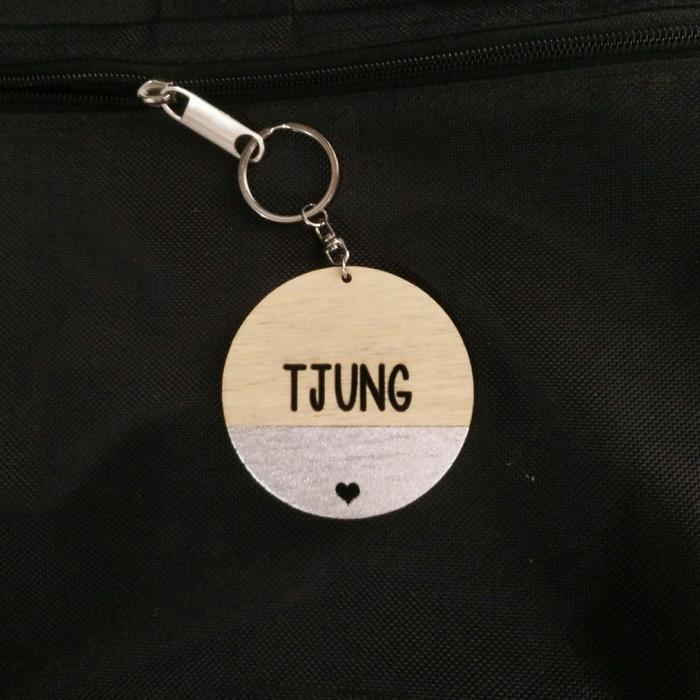 Gantungan Kunci Kayu Custom