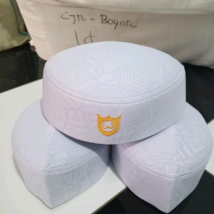 Peci Kopeah Malaysia Terompah Motif Sultan/Peci Malaysia Embos Logo/Peci Malaysia Putih Pria